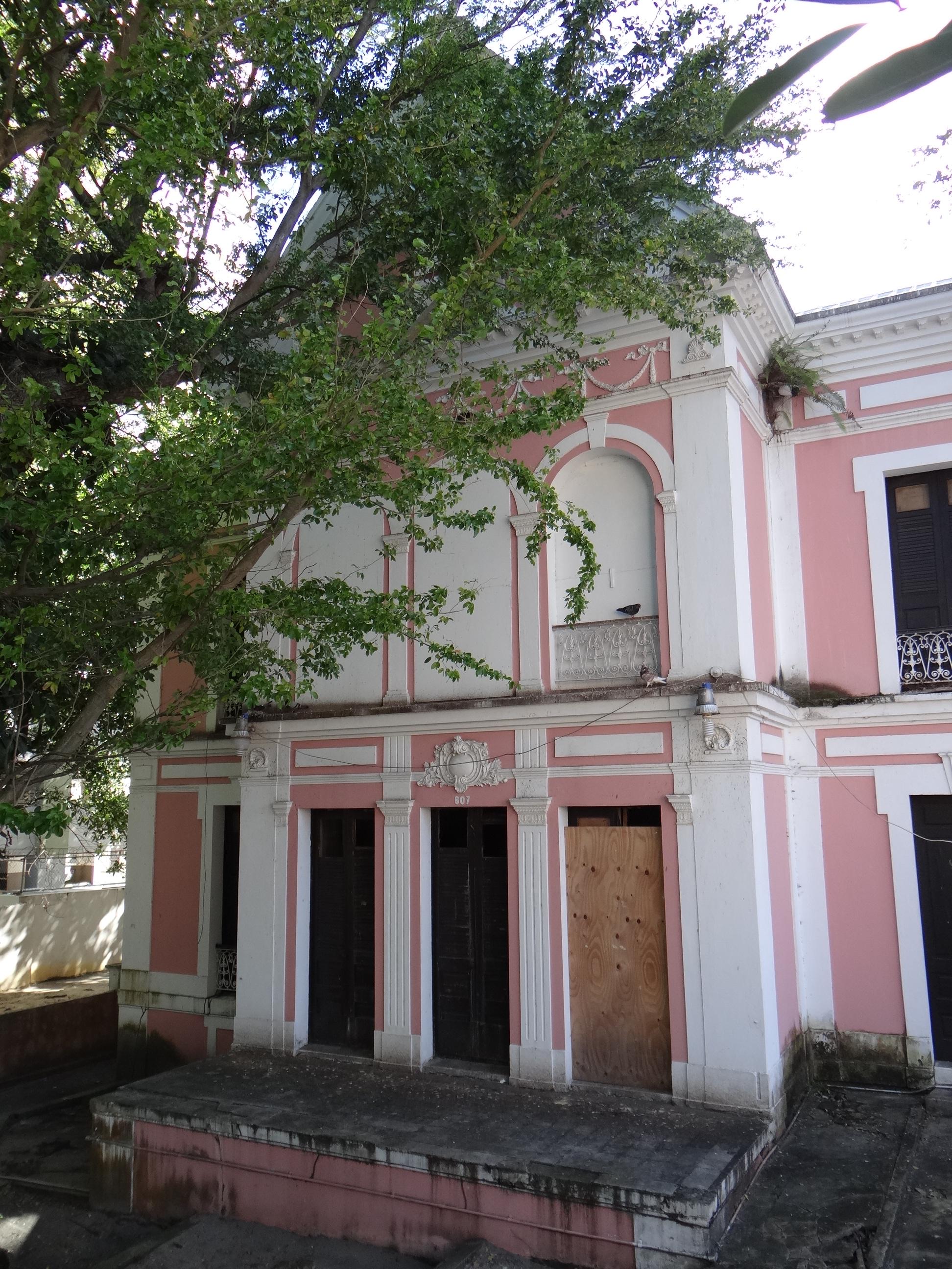 Casa en la Calle Cuevillas 607 - San Juan (Miramar) - 2014 00001